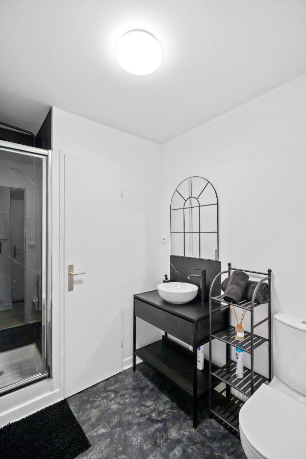 La Suite "Black Hood" Maubeuge Exterior photo